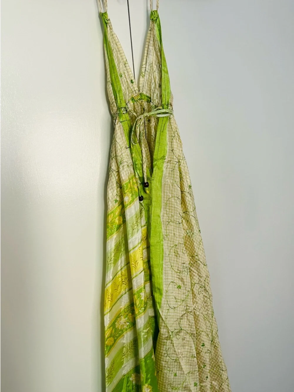 Junglee Bille Woman Green Printed V-Neck Maxi Dress with Braided Waist Free Size - Picture 3 of 8